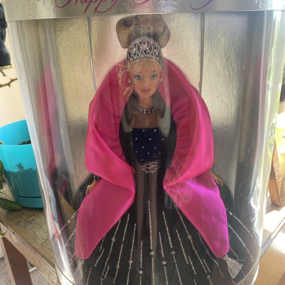 1998 Happy Holiday Barbie Special Edition